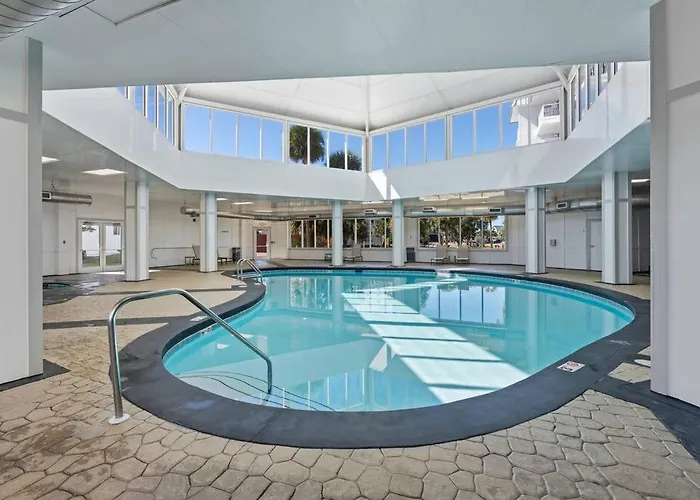 Beachfront Gulf Views Morgan Pool Sleeps 7 *